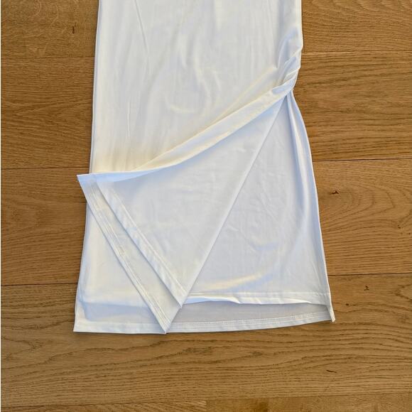 Outcast Clothing - Halter Tie Cut Out Open Back Maxi Dress in White - Picture 3 of 6